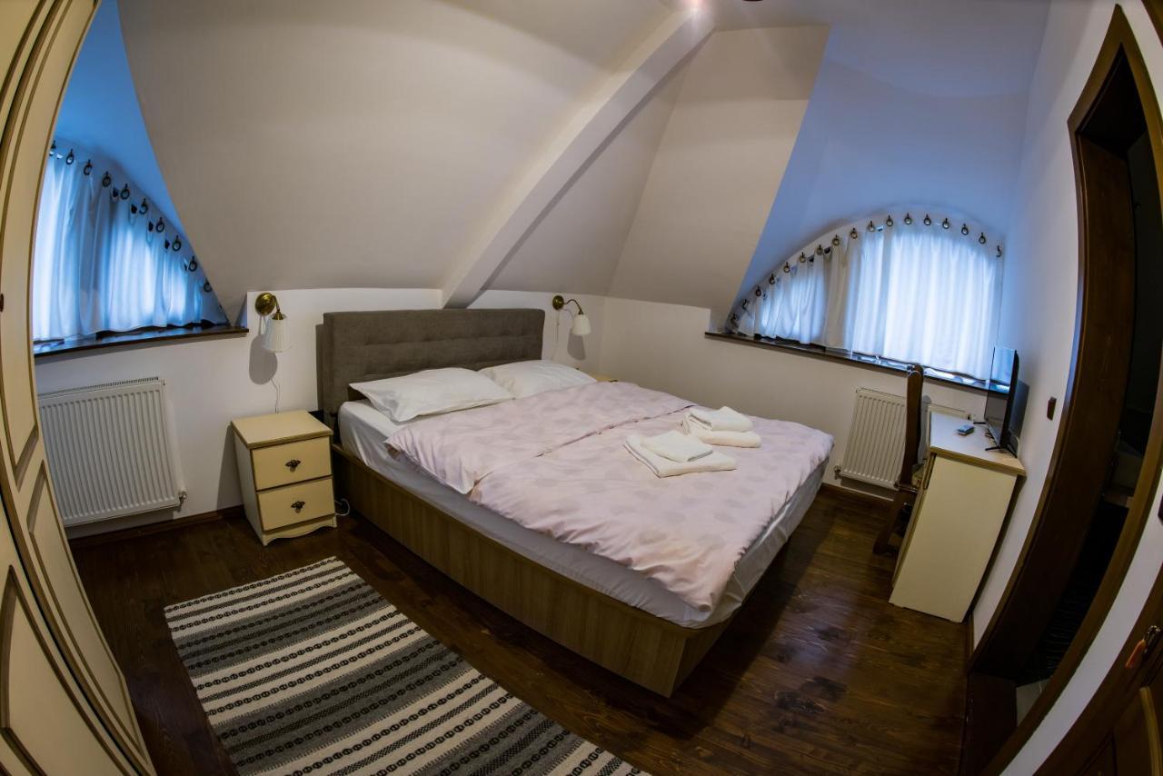 Hotel Casa Strabunicului Partestii de Sus  Exterior foto